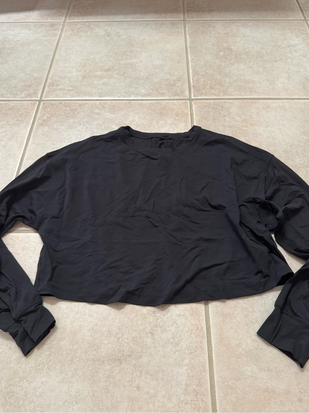 lululemon Muscle Love Long Sleeve Cropped Top